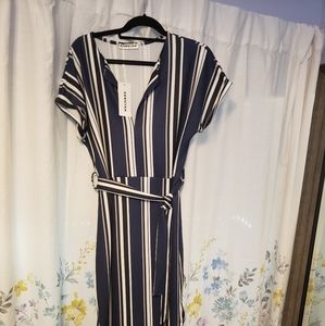 Summer dress with tie NWT